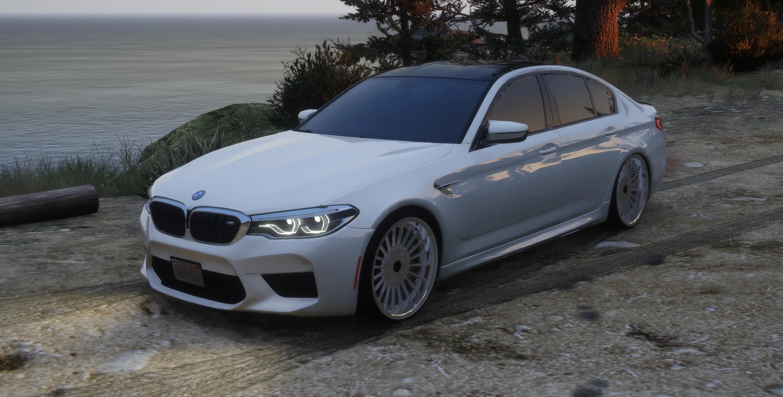 2018款宝马M5 F90（原厂动力 搭载LibertyWalk宽体套件）（2018 BMW M5 F90 (Stock I LibertyWalk)）